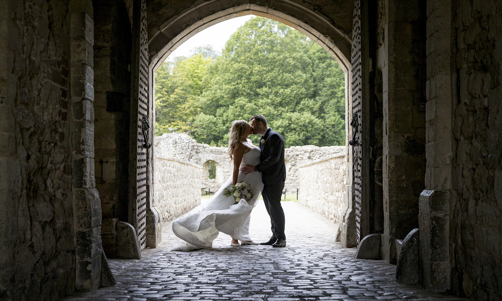 Posing naturally for wedding photography