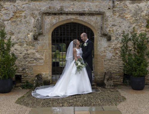 Lauren & Feargus: Oxfordshire Wedding